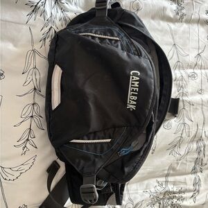 CamelBak Black Belt Bag Sleek Design